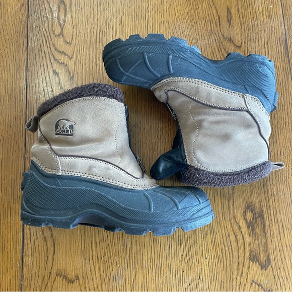 Sorel winter boots front zip enclosure with thinsulate 8 - Picture 9 of 11
